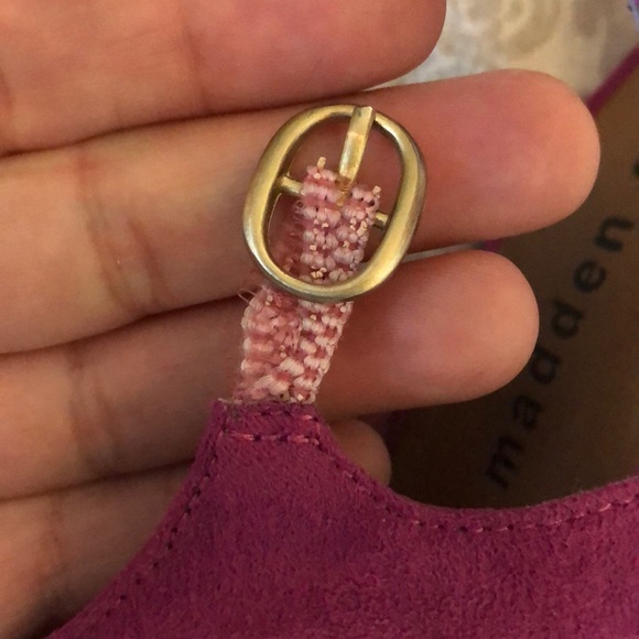 Madden Girl Hopeee T-Strap Platforms size 7 - Picture 11 of 12